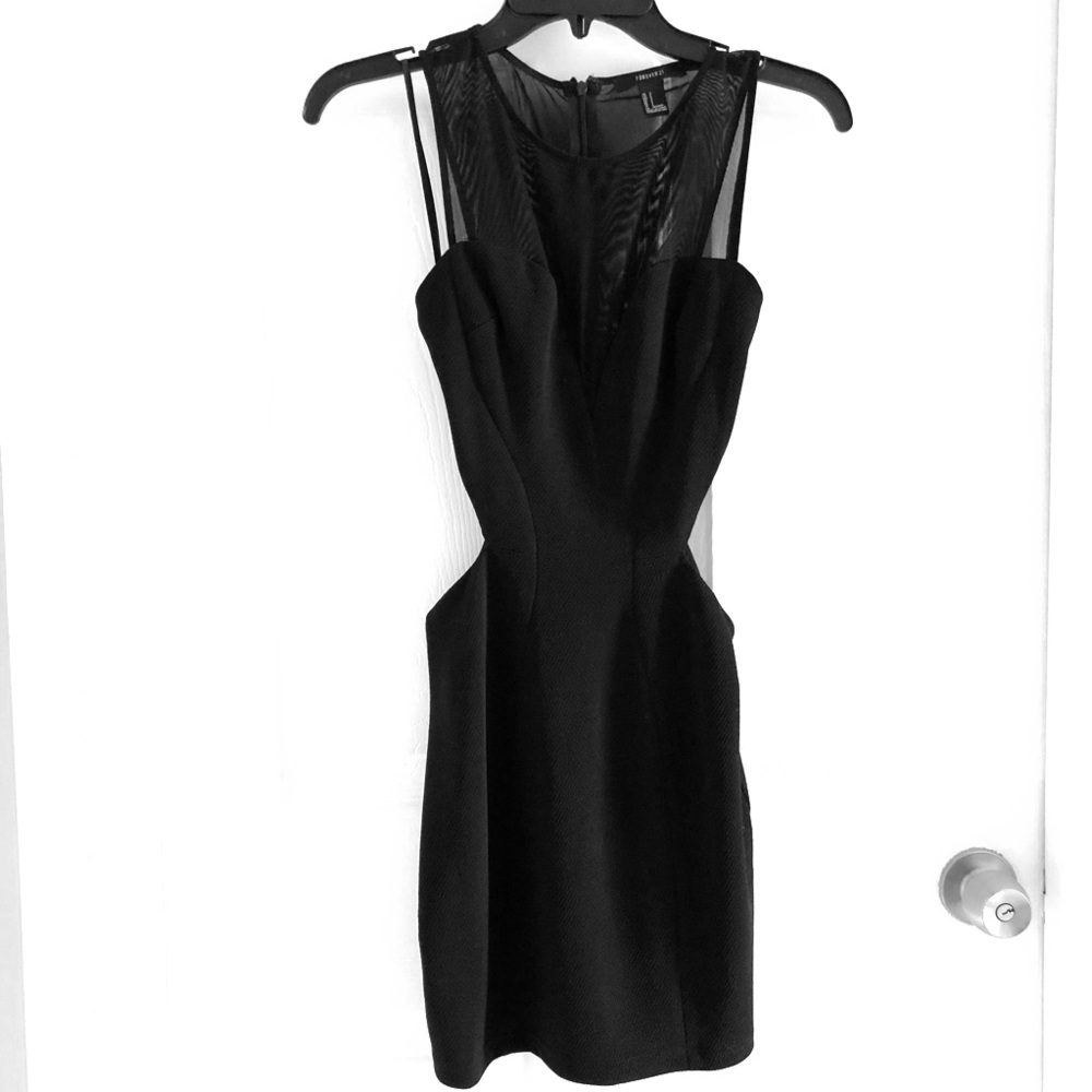 Forever 21 - Sexy side cutout dress